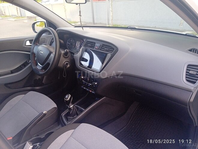 Hyundai i30 2016, 265,000 km - 1.4 л - Kürdəmir