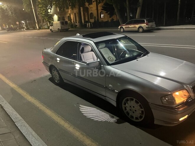Mercedes C 220 d 1998, 300,000 km - 2.2 л - Yevlax