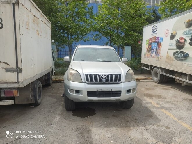 Toyota Land Cruiser Prado 2004, 399,000 km - 4.0 л - Bakı