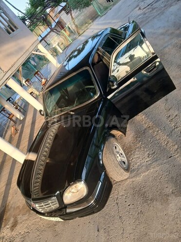 GAZ 31105 2006, 183,000 km - 2.4 l - Sabirabad