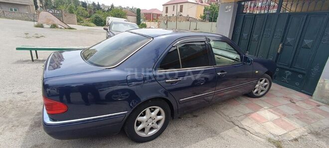 Mercedes E 230 1995, 340,000 km - 2.3 l - Bakı