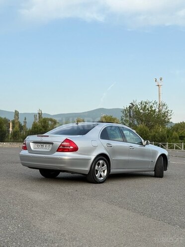 Mercedes E 350 2005, 289,000 km - 3.5 l - Şəki