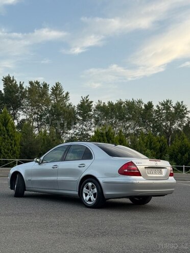 Mercedes E 350 2005, 289,000 km - 3.5 l - Şəki