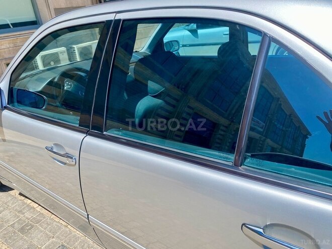 Mercedes E 240 2001, 350,000 km - 2.4 l - Bakı