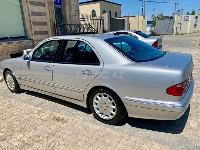 Mercedes E 240 2001, 350,000 km - 2.4 l - Bakı
