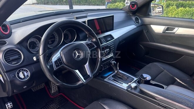 Mercedes C 250 2013, 196,500 km - 1.8 л - Bakı