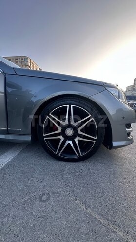 Mercedes C 250 2013, 196,500 km - 1.8 л - Bakı
