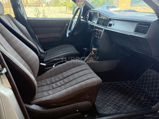 Mercedes 190 1991, 463,000 km - 2.0 l - İmişli