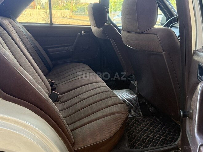 Mercedes 190 1991, 463,000 km - 2.0 l - İmişli