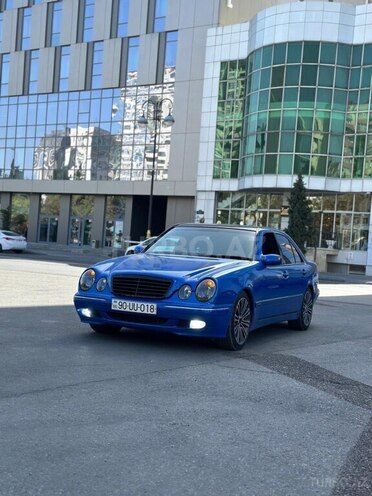 Mercedes E 220 d 2001, 470,000 km - 2.2 l - Bakı