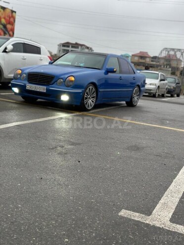 Mercedes E 220 d 2001, 470,000 km - 2.2 l - Bakı
