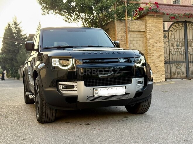 Land Rover Defender 2023, 28,000 km - 3.0 l - Bakı