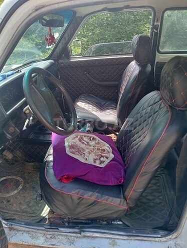LADA (VAZ) Niva 1993, 500,000 km - 1.6 l - Astara
