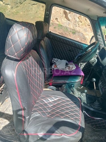 LADA (VAZ) Niva 1993, 500,000 km - 1.6 l - Astara