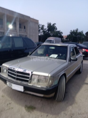 Mercedes 190 1991, 300,000 km - 2.0 л - Bakı