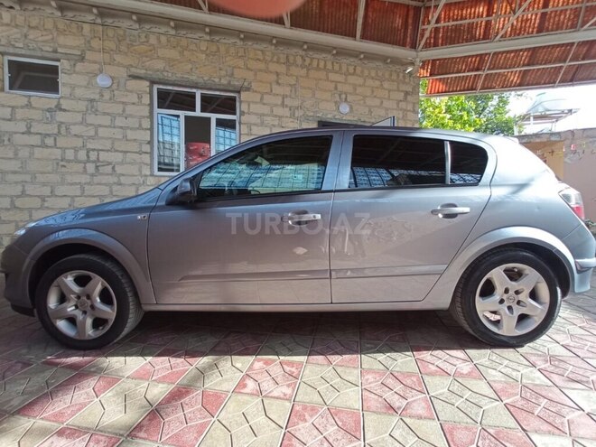 Opel Astra 2008, 220,000 km - 1.4 l - Gəncə