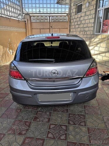 Opel Astra 2008, 220,000 km - 1.4 l - Gəncə