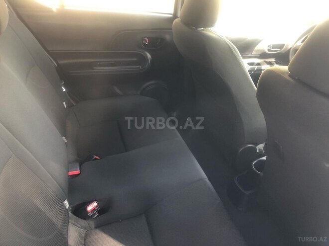 Toyota Aqua 2016, 138,000 km - 1.5 l - Bakı