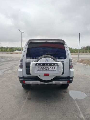 Mitsubishi Pajero 2007, 245,000 km - 3.0 l - Gəncə