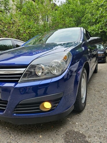 Opel Astra 2005, 244,000 km - 1.4 l - Beyləqan