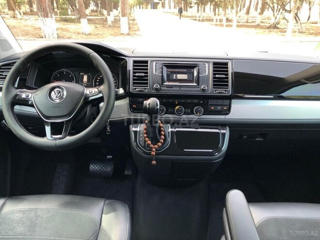 Volkswagen Multivan 2017, 285,000 km - 2.0 l - Sumqayıt