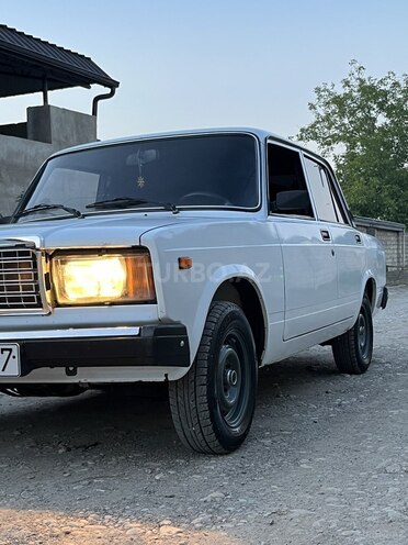 LADA (VAZ) 2107 2000, 72,000 km - 1.5 l - Şabran