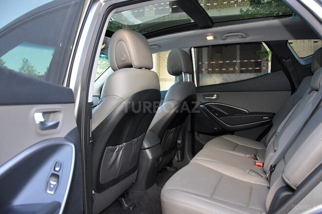 Hyundai Santa Fe-14