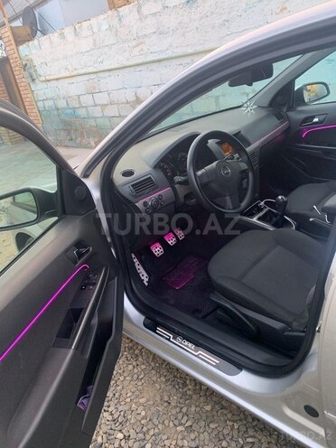 Opel Astra 2005, 25,550 km - 1.4 l - Bakı