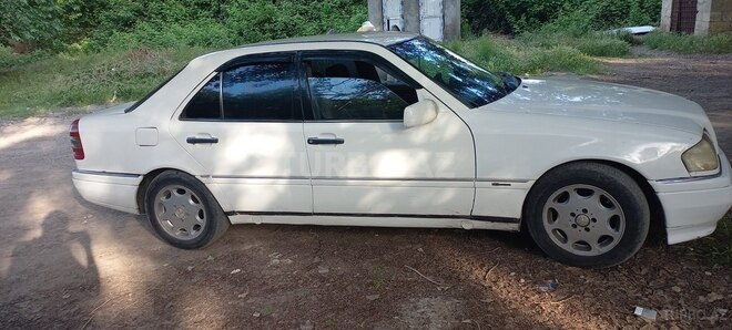 Mercedes C 250 d 1994, 299,005 km - 2.5 l - İmişli