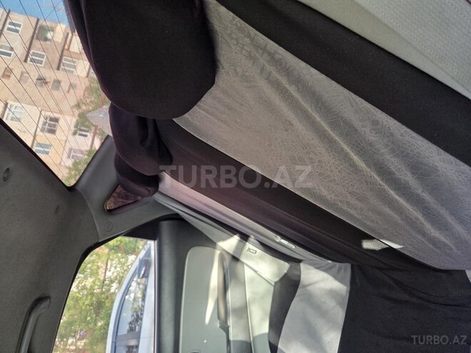 Hyundai Elantra 2010, 196,340 km - 2.0 l - Bakı
