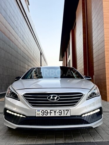 Hyundai Sonata-2