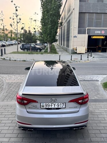 Hyundai Sonata-4