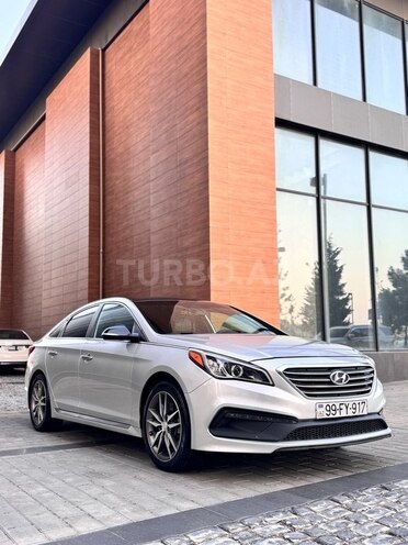 Hyundai Sonata-5