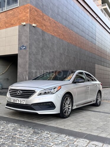 Hyundai Sonata-1