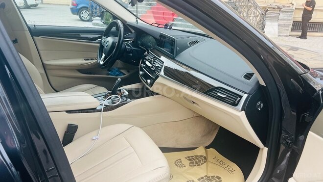 BMW 520 2019, 239,000 km - 0.2 l - Bakı