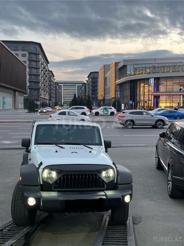 Jeep Wrangler 2015, 94,500 km - 3.6 l - Bakı
