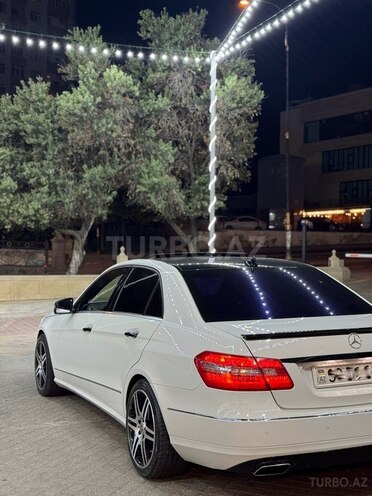 Mercedes E 220 d 2013, 228,000 km - 2.2 l - Bakı