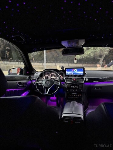 Mercedes E 220 d 2013, 228,000 km - 2.2 l - Bakı