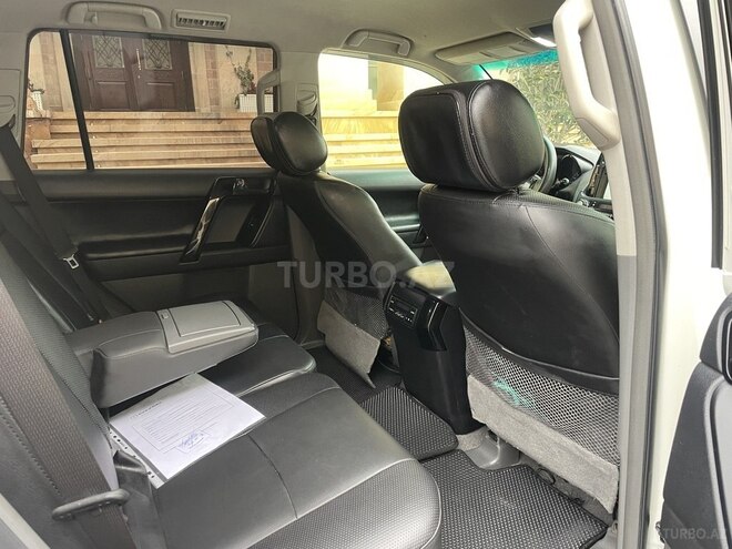 Toyota Land Cruiser Prado 2012, 283,000 km - 2.7 l - Bakı