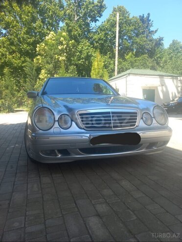 Mercedes E 270 2001, 319,000 km - 2.7 l - Ağstafa