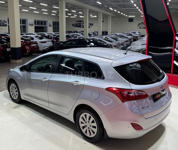 Hyundai i30 2015, 190,009 km - 1.6 l - Sumqayıt