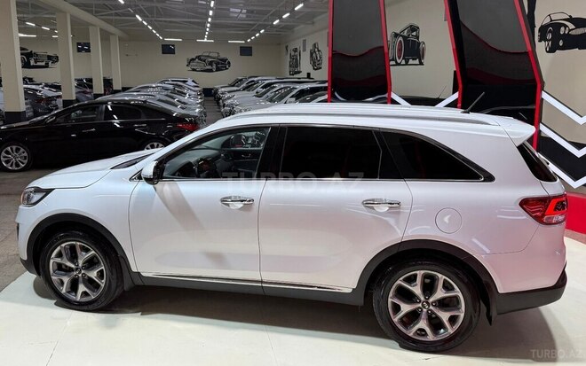 Kia Sorento-9