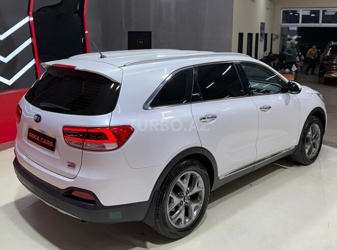 Kia Sorento-11