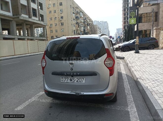 Dacia Lodgy 2016, 230,000 km - 1.5 л - Bakı