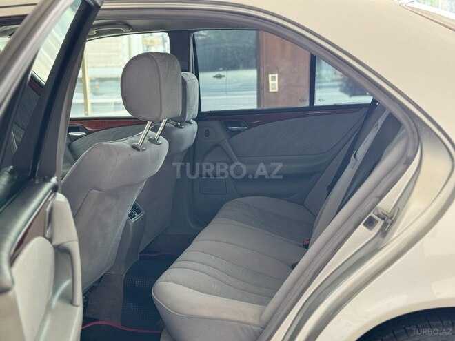 Mercedes E 240 1999, 297,000 km - 2.4 l - Bakı