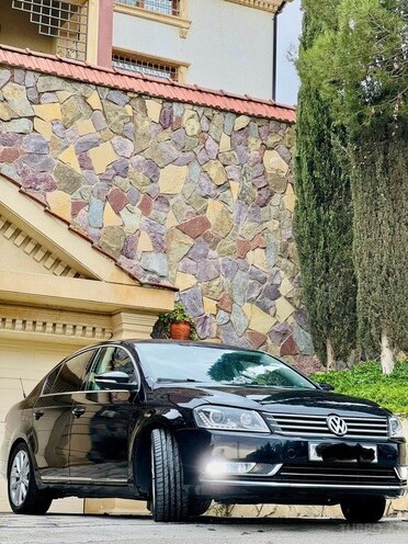 Volkswagen Passat 2014, 240,000 km - 2.5 l - Bakı