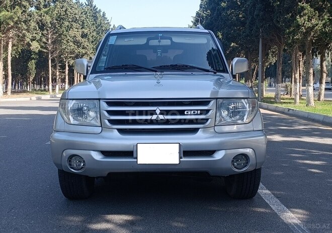 Mitsubishi Pajero io 2002, 271,842 km - 2.0 l - Sumqayıt