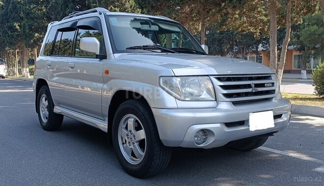 Mitsubishi Pajero io 2002, 271,842 km - 2.0 l - Sumqayıt