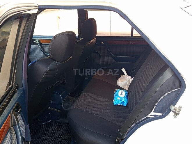 Mercedes E 220 1994, 471,852 km - 2.2 l - Bakı