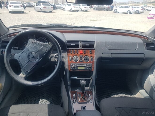 Mercedes C 180-10